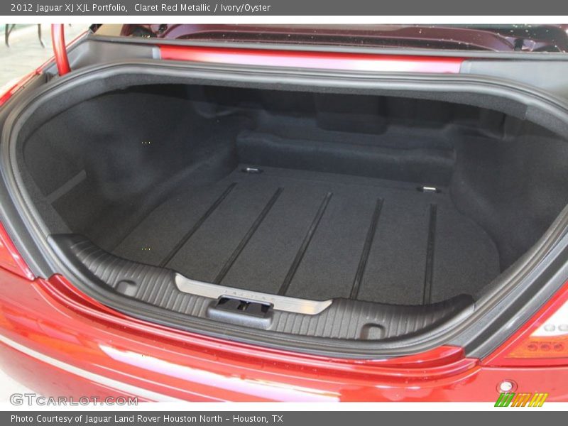  2012 XJ XJL Portfolio Trunk