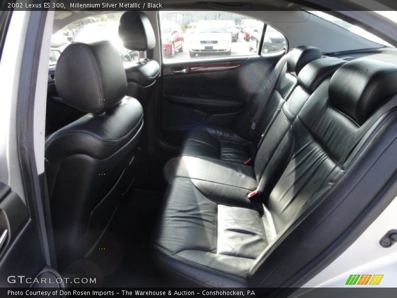Millennium Silver Metallic / Black 2002 Lexus ES 300