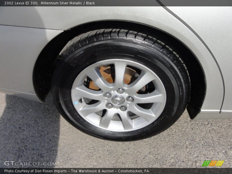Millennium Silver Metallic / Black 2002 Lexus ES 300