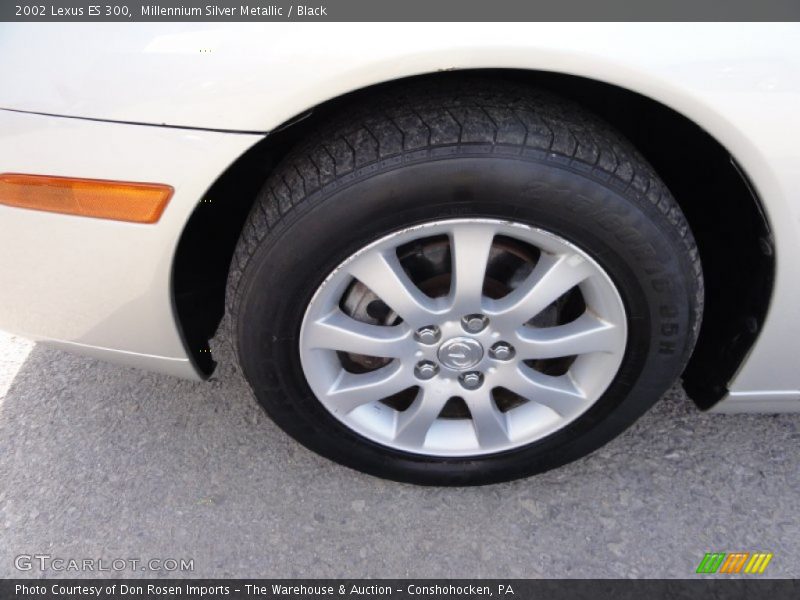 Millennium Silver Metallic / Black 2002 Lexus ES 300