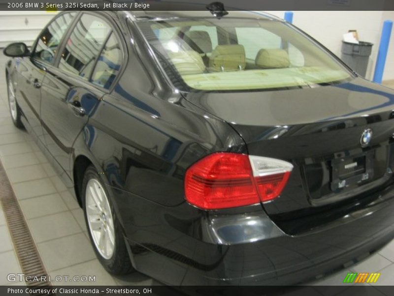 Jet Black / Beige 2006 BMW 3 Series 325i Sedan