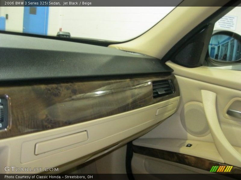 Jet Black / Beige 2006 BMW 3 Series 325i Sedan