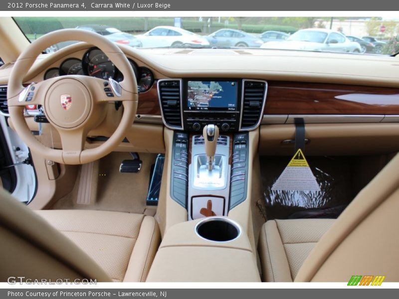 Dashboard of 2012 Panamera 4