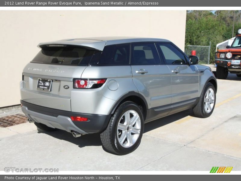 Ipanema Sand Metallic / Almond/Espresso 2012 Land Rover Range Rover Evoque Pure