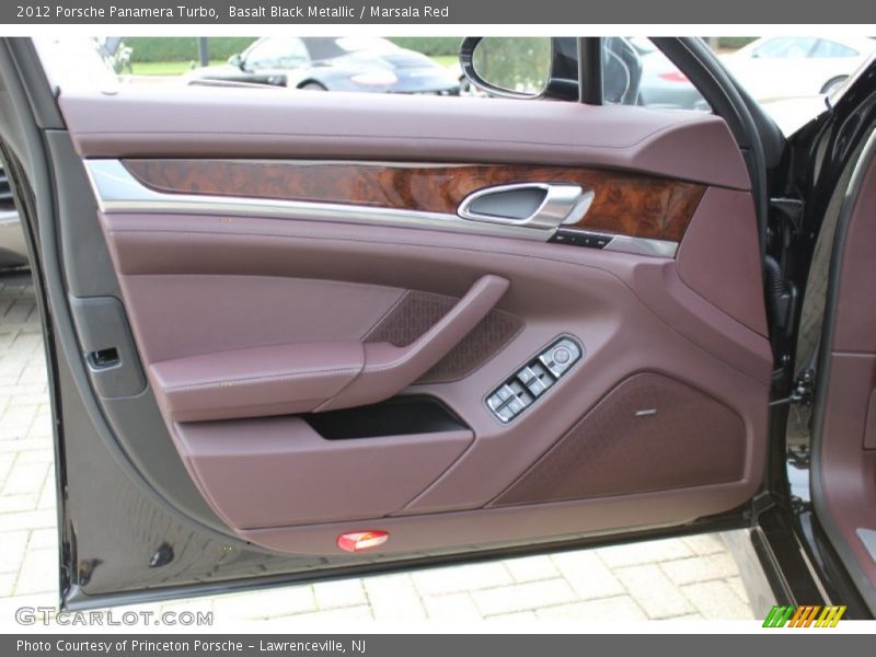 Door Panel of 2012 Panamera Turbo