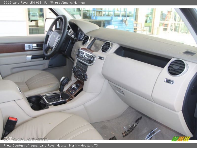  2012 LR4 HSE Almond/Nutmeg Interior