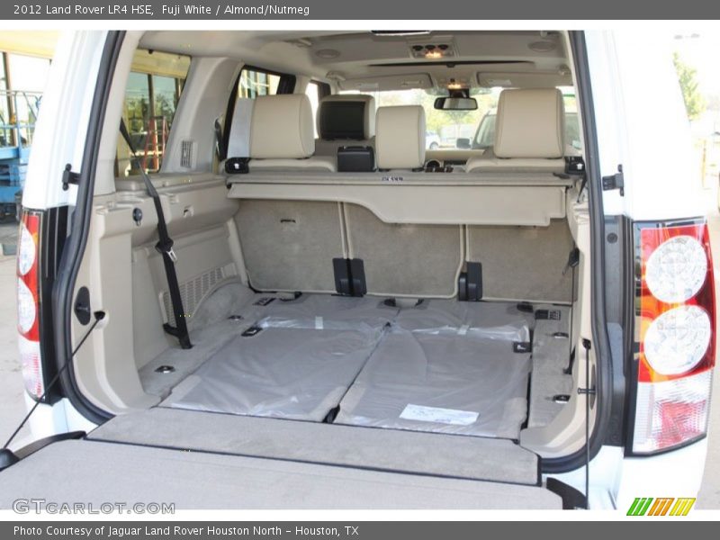 Fuji White / Almond/Nutmeg 2012 Land Rover LR4 HSE