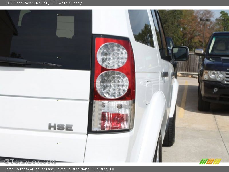 Fuji White / Ebony 2012 Land Rover LR4 HSE