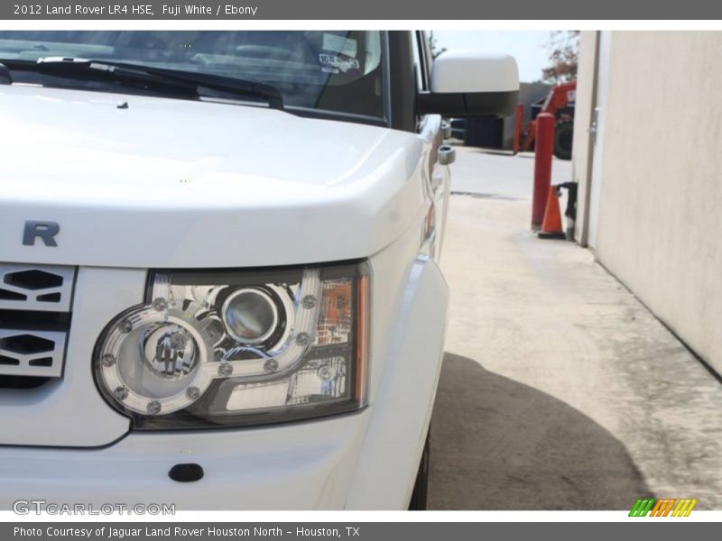 Fuji White / Ebony 2012 Land Rover LR4 HSE