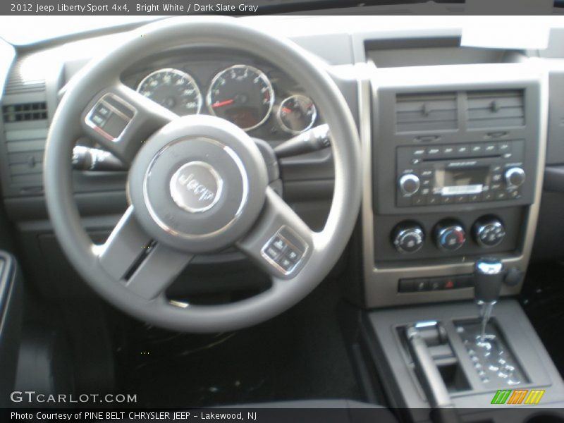 Bright White / Dark Slate Gray 2012 Jeep Liberty Sport 4x4