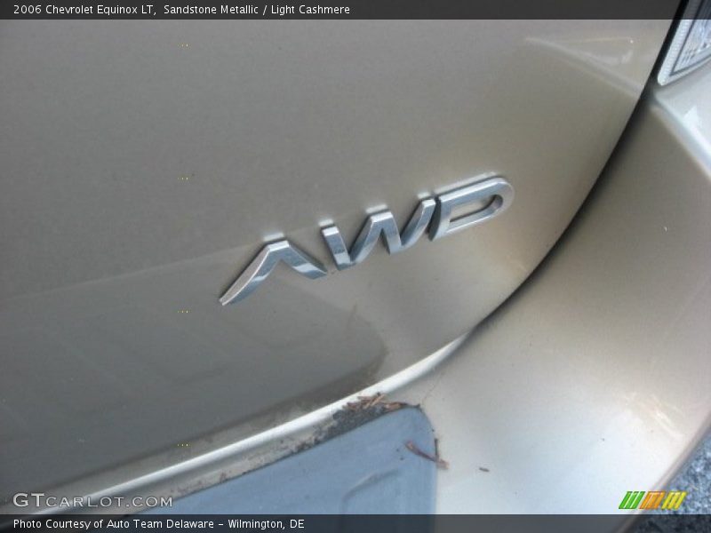 Sandstone Metallic / Light Cashmere 2006 Chevrolet Equinox LT