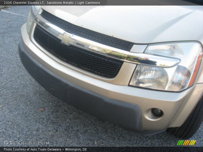 Sandstone Metallic / Light Cashmere 2006 Chevrolet Equinox LT