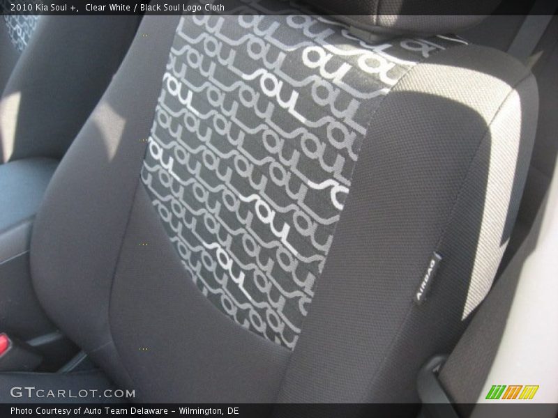 Clear White / Black Soul Logo Cloth 2010 Kia Soul +