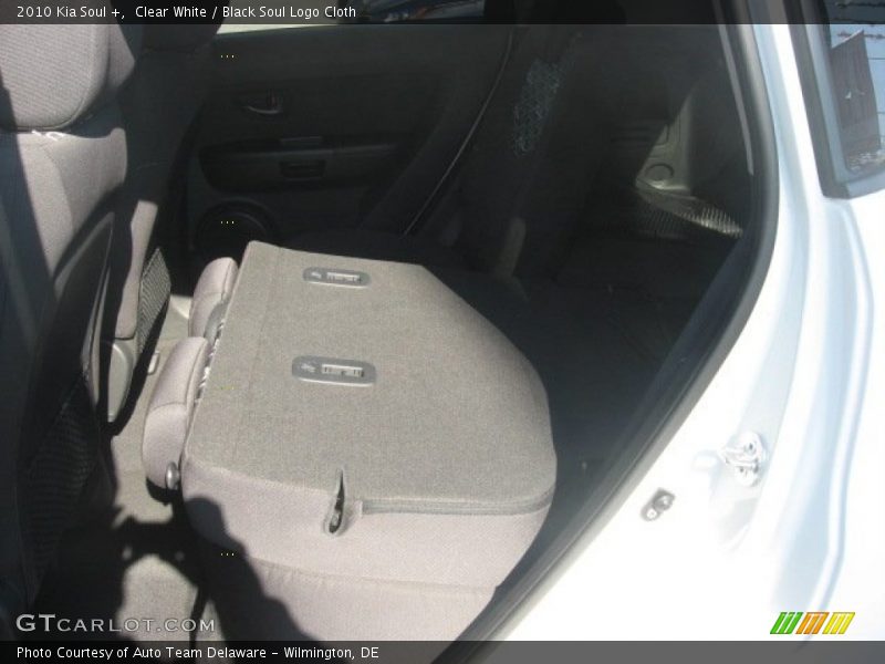 Clear White / Black Soul Logo Cloth 2010 Kia Soul +