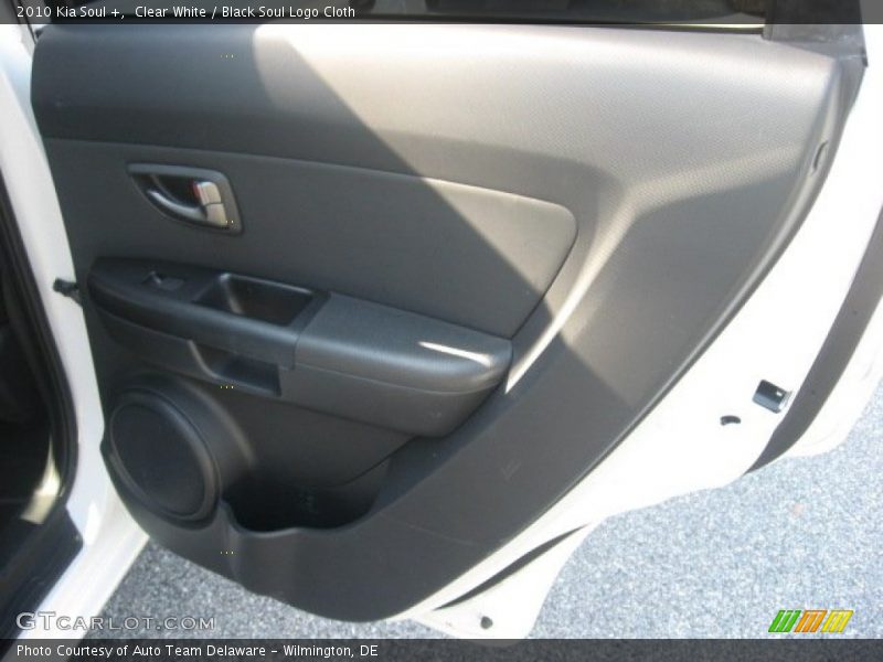 Clear White / Black Soul Logo Cloth 2010 Kia Soul +