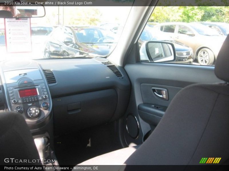 Clear White / Black Soul Logo Cloth 2010 Kia Soul +