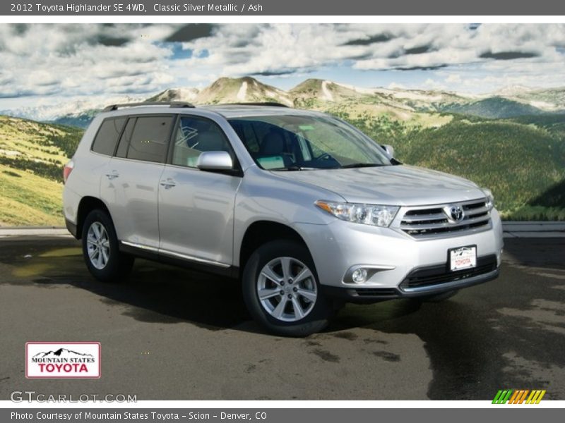 Classic Silver Metallic / Ash 2012 Toyota Highlander SE 4WD