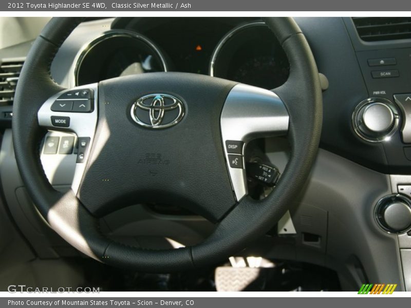 Classic Silver Metallic / Ash 2012 Toyota Highlander SE 4WD