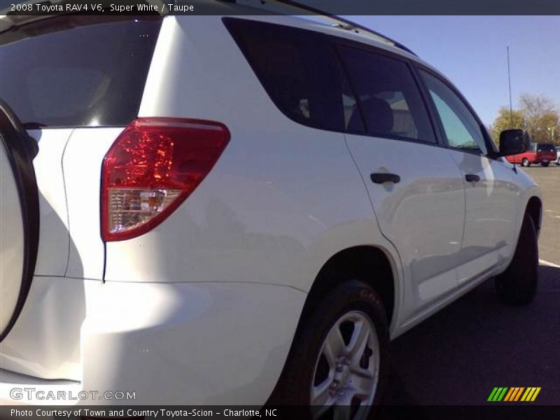 Super White / Taupe 2008 Toyota RAV4 V6