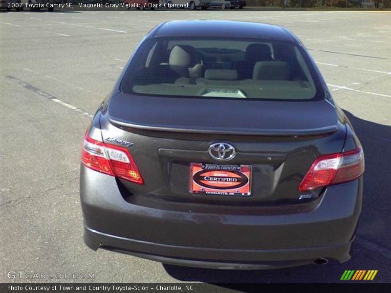 Magnetic Gray Metallic / Dark Charcoal 2007 Toyota Camry SE