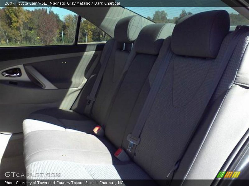Magnetic Gray Metallic / Dark Charcoal 2007 Toyota Camry SE