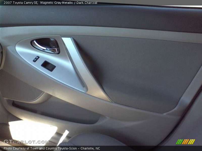 Magnetic Gray Metallic / Dark Charcoal 2007 Toyota Camry SE