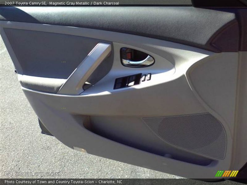 Magnetic Gray Metallic / Dark Charcoal 2007 Toyota Camry SE