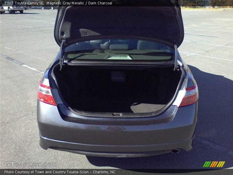 Magnetic Gray Metallic / Dark Charcoal 2007 Toyota Camry SE