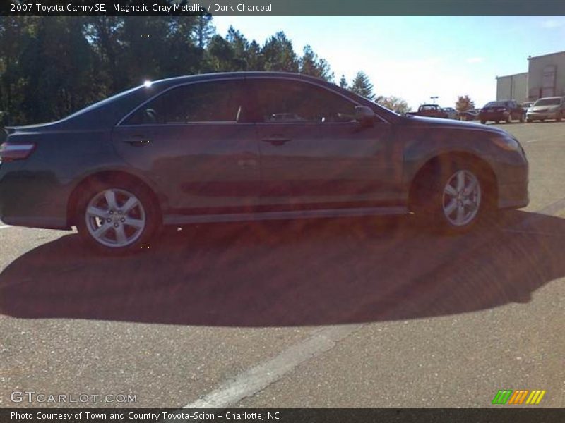 Magnetic Gray Metallic / Dark Charcoal 2007 Toyota Camry SE