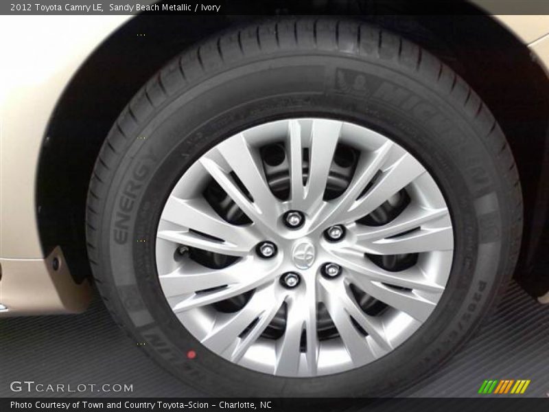 Sandy Beach Metallic / Ivory 2012 Toyota Camry LE