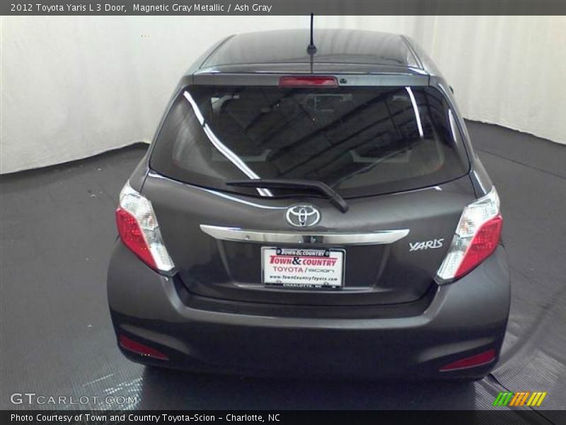 Magnetic Gray Metallic / Ash Gray 2012 Toyota Yaris L 3 Door