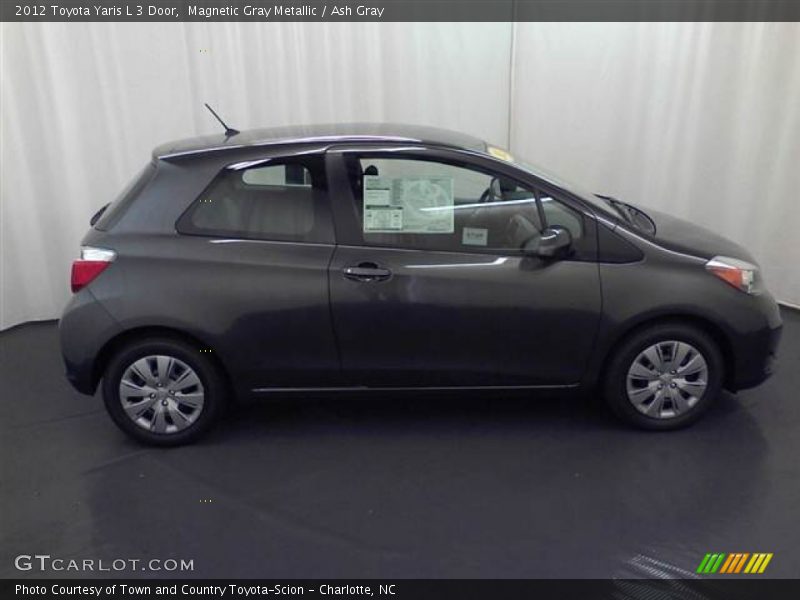 Magnetic Gray Metallic / Ash Gray 2012 Toyota Yaris L 3 Door