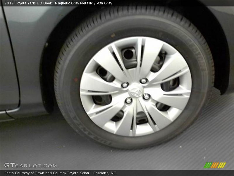 Magnetic Gray Metallic / Ash Gray 2012 Toyota Yaris L 3 Door
