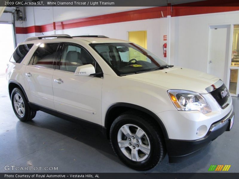 White Diamond Tricoat / Light Titanium 2009 GMC Acadia SLT