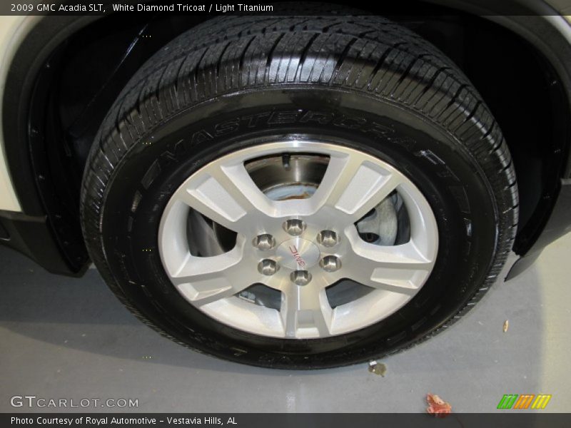 White Diamond Tricoat / Light Titanium 2009 GMC Acadia SLT