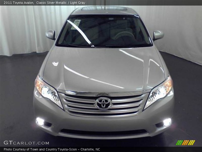 Classic Silver Metallic / Light Gray 2011 Toyota Avalon