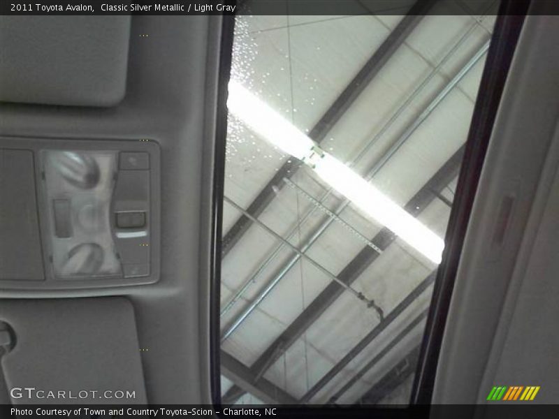 Classic Silver Metallic / Light Gray 2011 Toyota Avalon