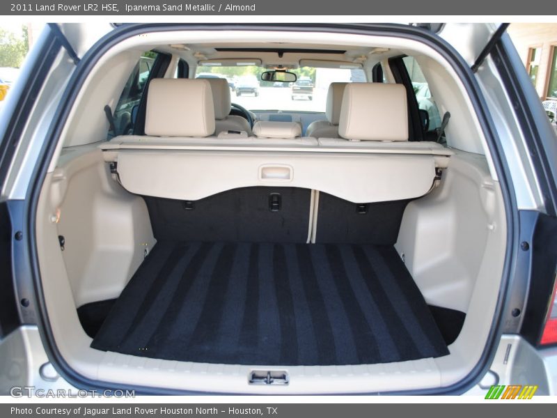 Ipanema Sand Metallic / Almond 2011 Land Rover LR2 HSE