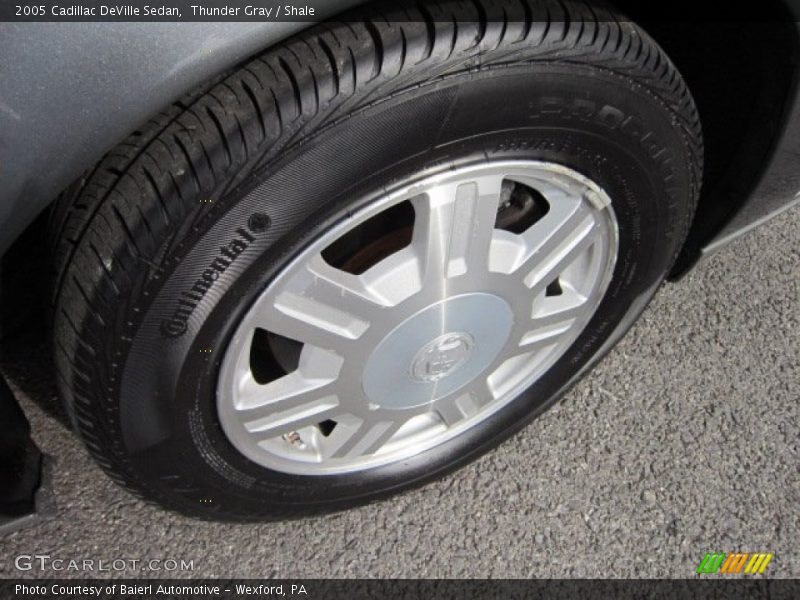 Thunder Gray / Shale 2005 Cadillac DeVille Sedan