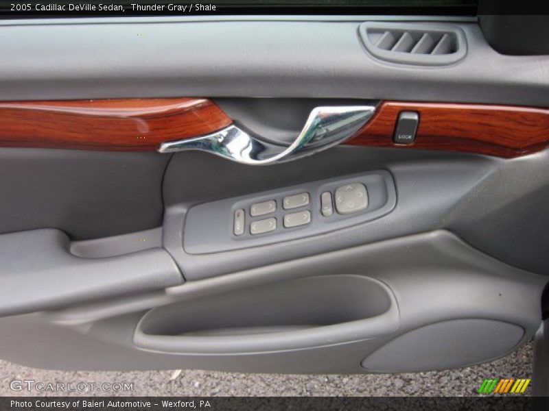 Thunder Gray / Shale 2005 Cadillac DeVille Sedan