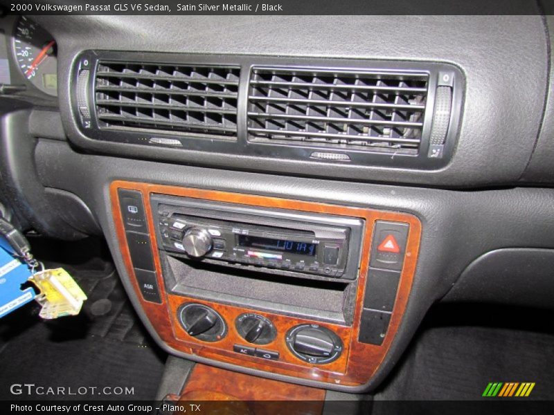 Satin Silver Metallic / Black 2000 Volkswagen Passat GLS V6 Sedan