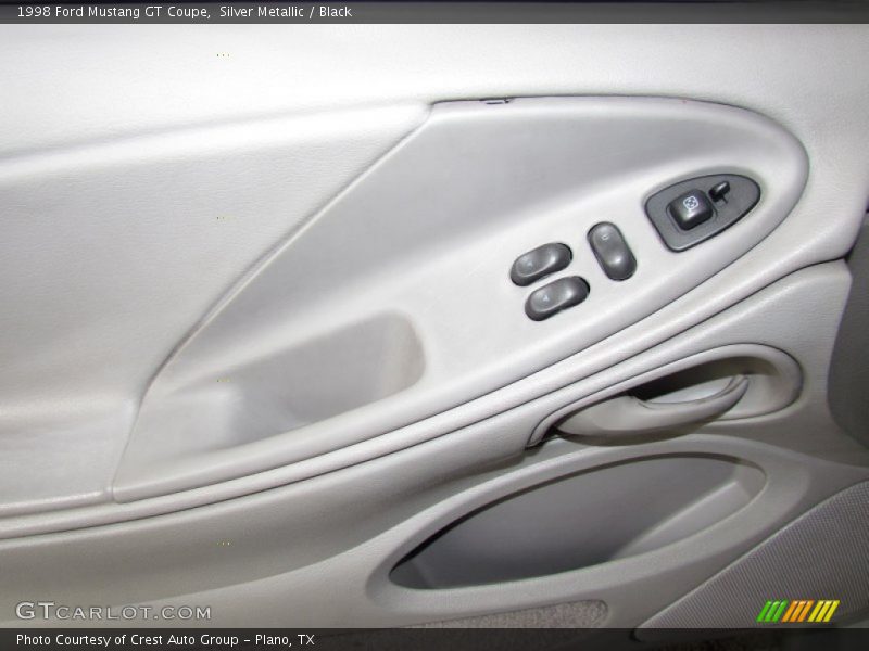 Silver Metallic / Black 1998 Ford Mustang GT Coupe