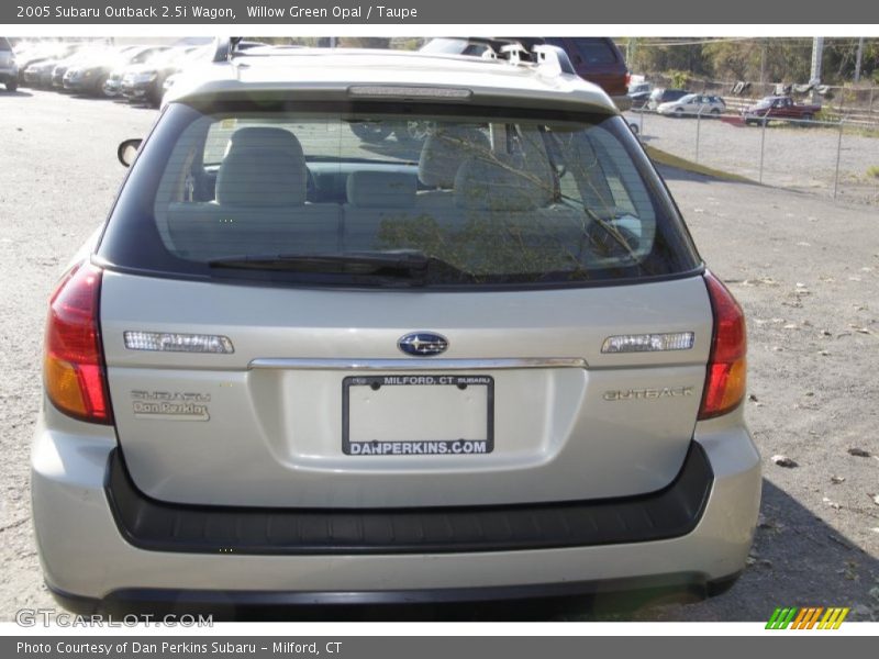 Willow Green Opal / Taupe 2005 Subaru Outback 2.5i Wagon