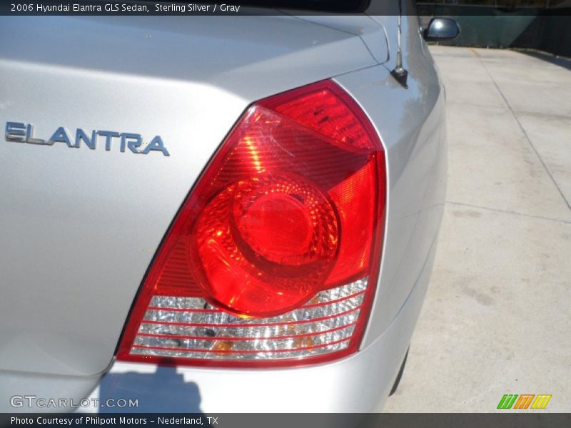 Sterling Silver / Gray 2006 Hyundai Elantra GLS Sedan