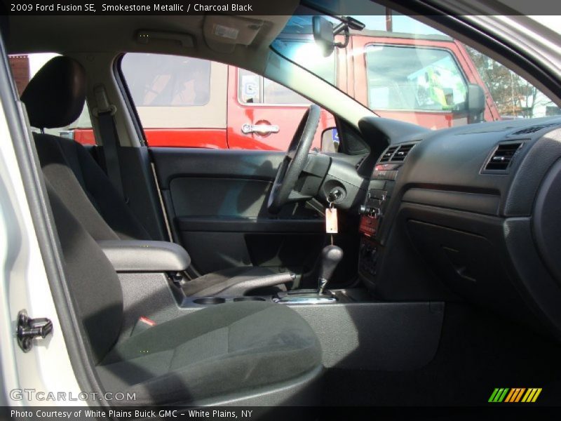Smokestone Metallic / Charcoal Black 2009 Ford Fusion SE