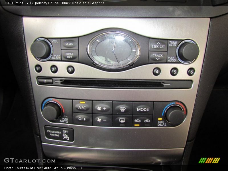 Controls of 2011 G 37 Journey Coupe