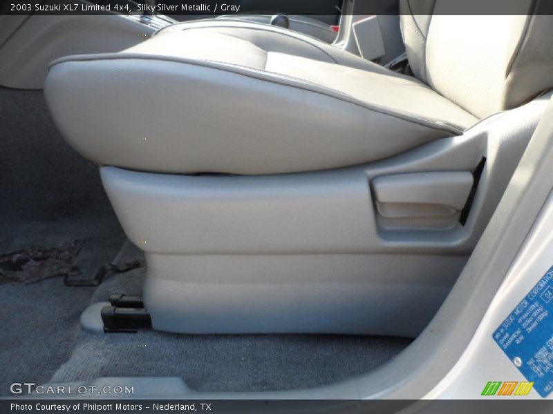 Silky Silver Metallic / Gray 2003 Suzuki XL7 Limited 4x4