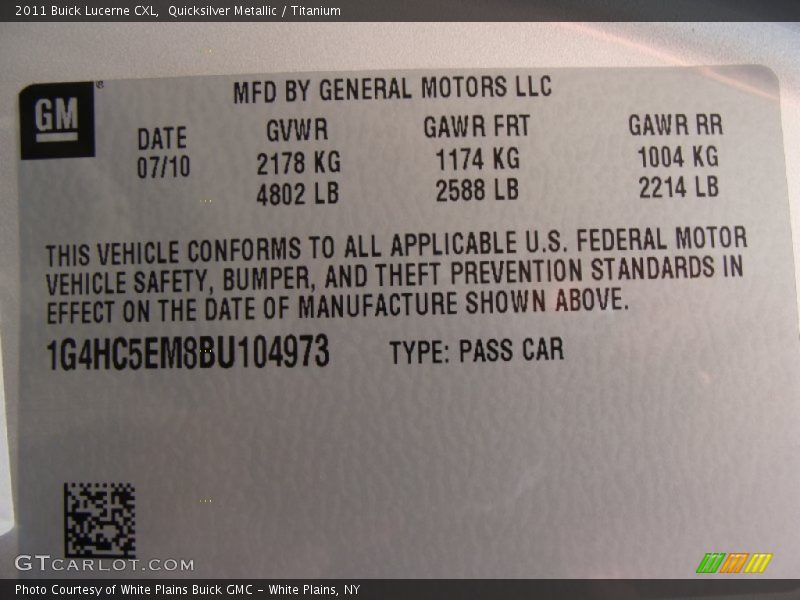 Quicksilver Metallic / Titanium 2011 Buick Lucerne CXL