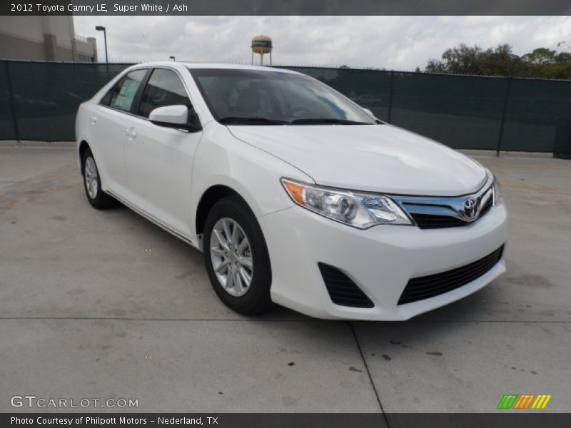 Super White / Ash 2012 Toyota Camry LE