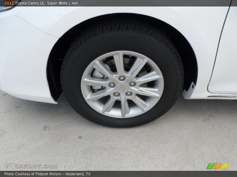 Super White / Ash 2012 Toyota Camry LE